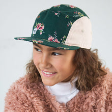 Kids 5 panel hat floral on girl